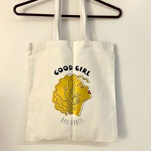 Tote bag